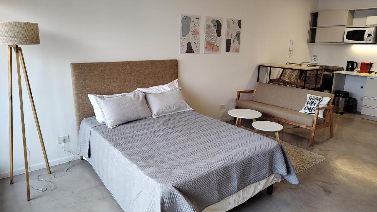 Lugar Ideal Con Pileta , Mucha Vida Alrededor Apartment Buenos Aires Bagian luar foto